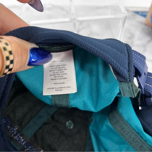 Vineyard Vines Hunter Green Nylon Adjustable Hat Waterproof Outdoor Golf Boating - Picture 6 of 7